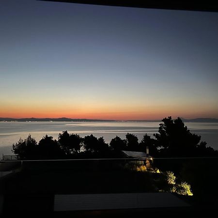 Ermojo Luxury Apartments Metokhion Patriotikon Luaran gambar
