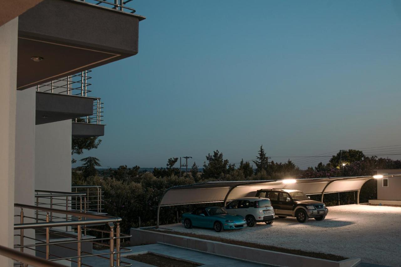 Ermojo Luxury Apartments Metokhion Patriotikon Luaran gambar